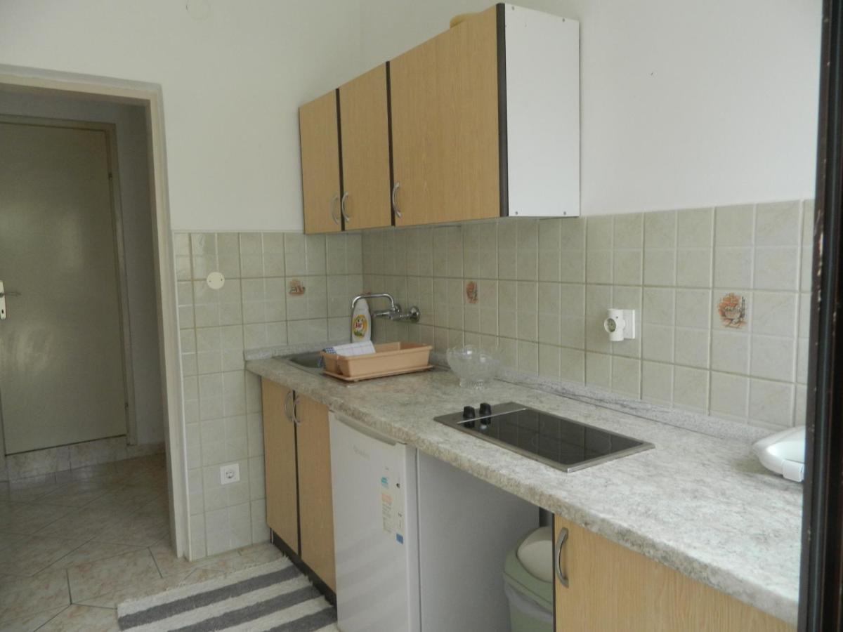 Apartments Vila Vanda Πόρετς Εξωτερικό φωτογραφία